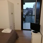 Oda ve Kahvaltı Rossani *