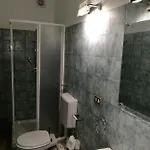 Oda ve Kahvaltı Rossani *